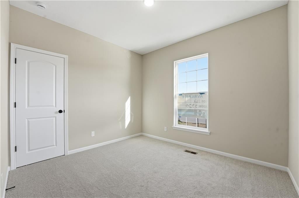 3320 N 109th Terrace — photo 5