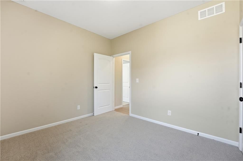 3320 N 109th Terrace — photo 9