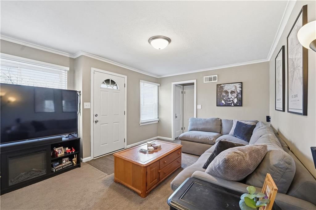4429 N Chestnut Avenue — photo 7