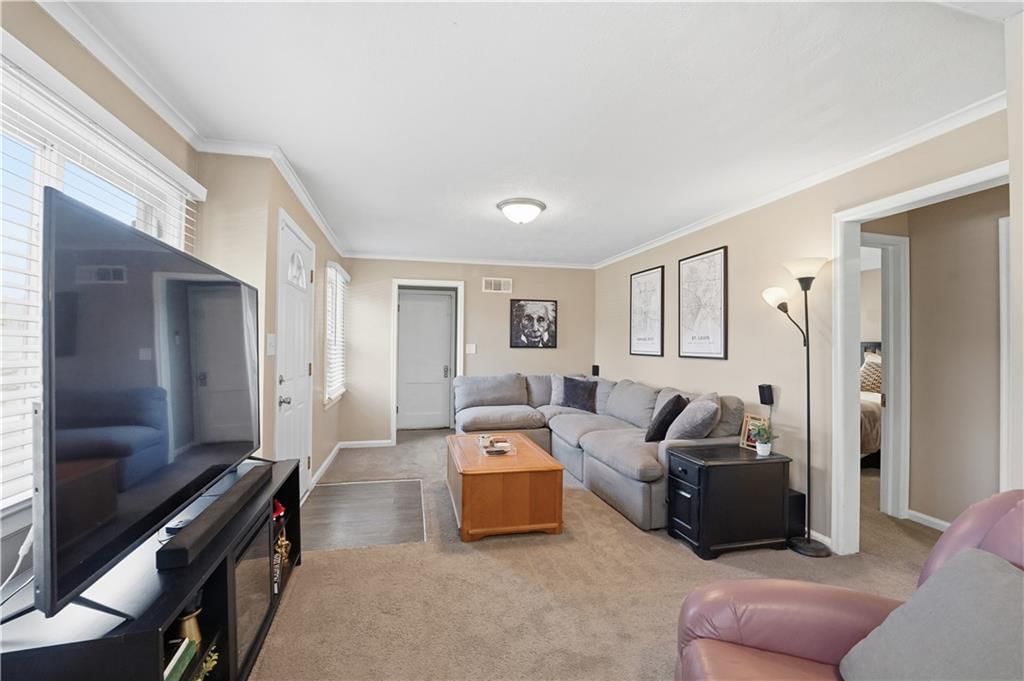 4429 N Chestnut Avenue — photo 10