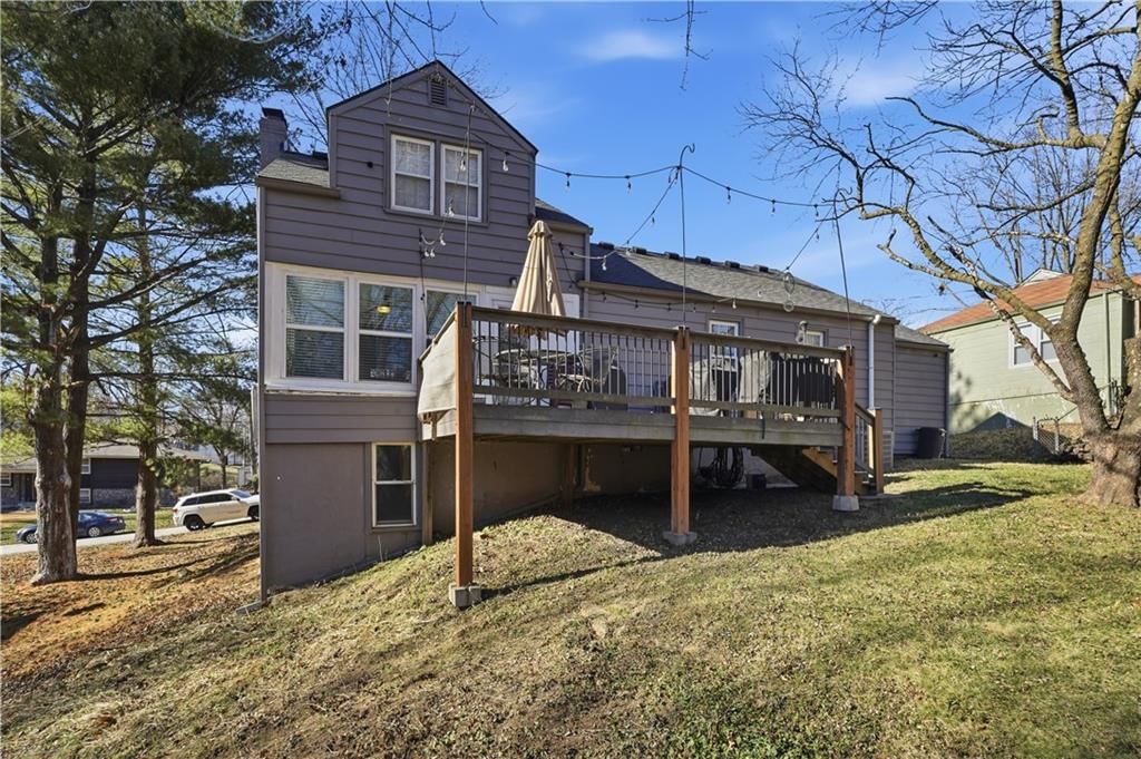 4429 N Chestnut Avenue — photo 32