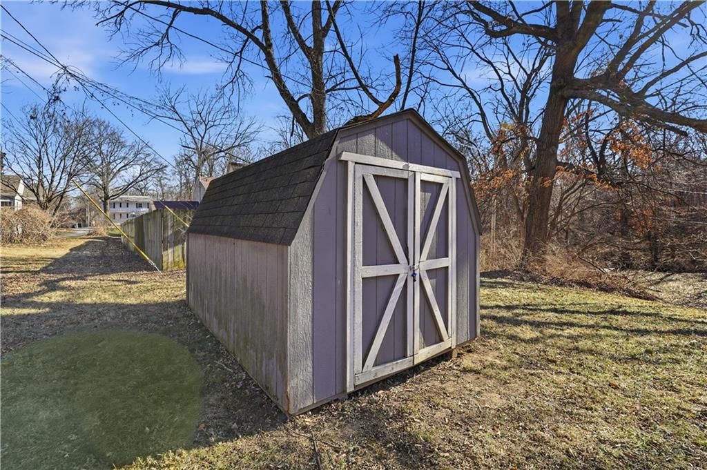 4429 N Chestnut Avenue — photo 35
