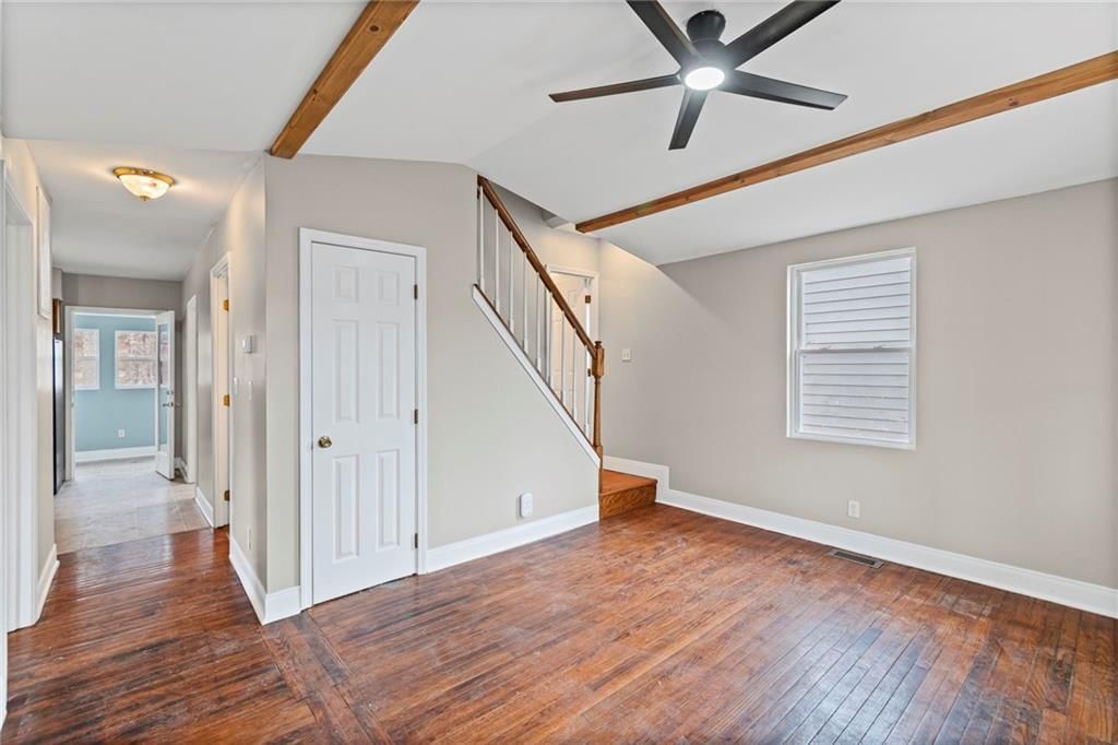 118 Vaughn Street — photo 6