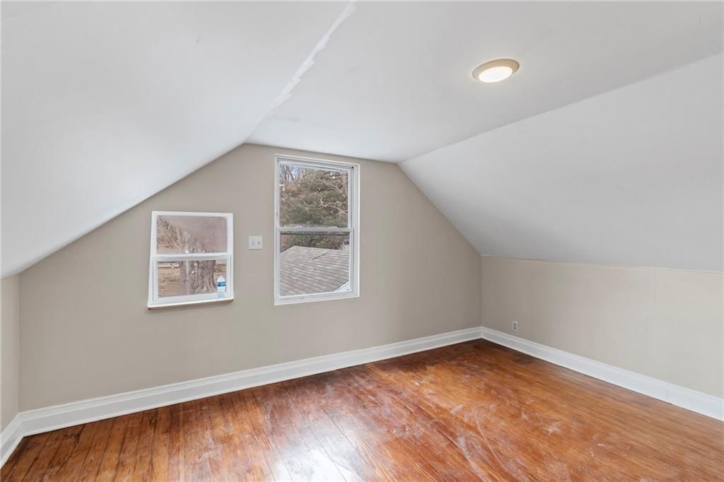 118 Vaughn Street — photo 19