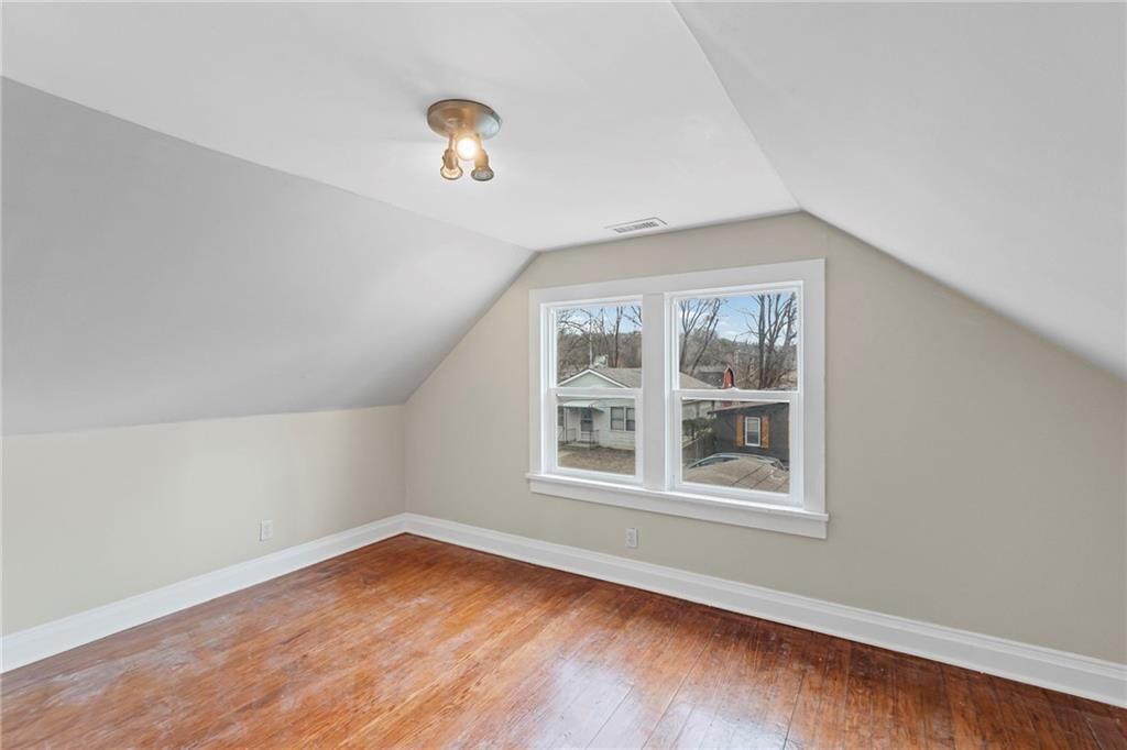 118 Vaughn Street — photo 22