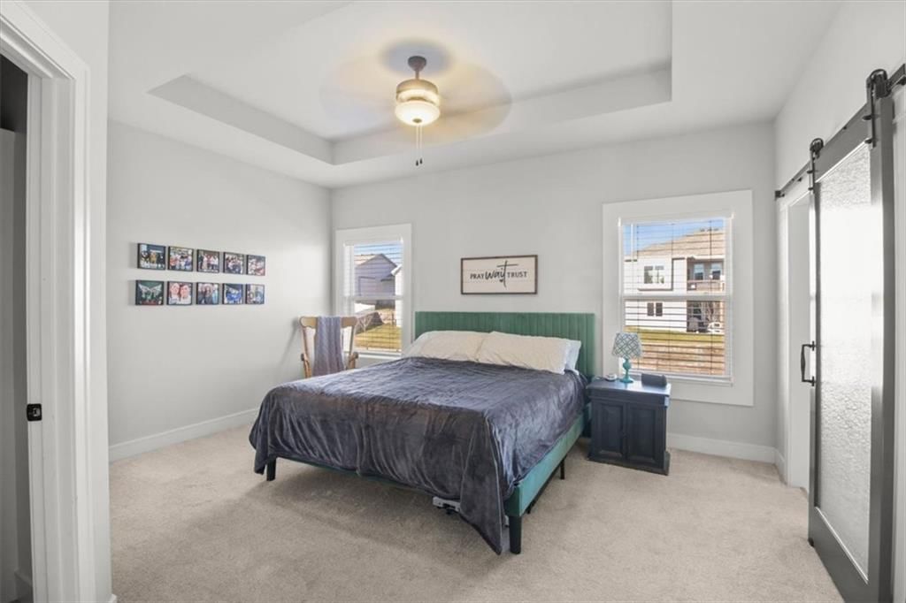904 NW Lindenwood Drive — photo 12