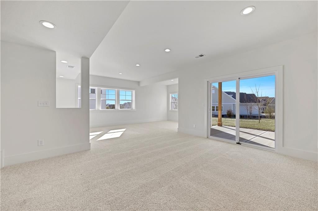13411 W 174th Terrace — photo 29