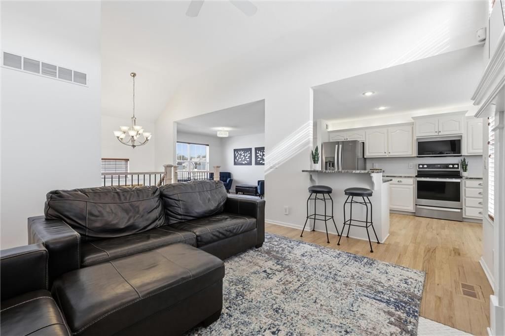 15603 Cedar Street — photo 5
