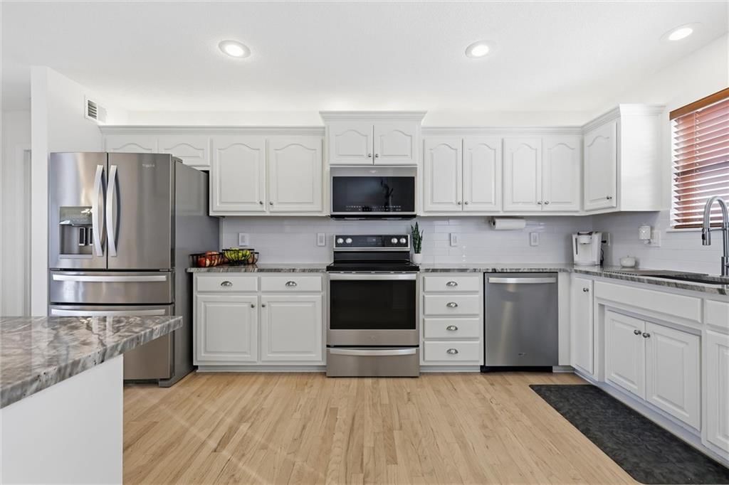 15603 Cedar Street — photo 7