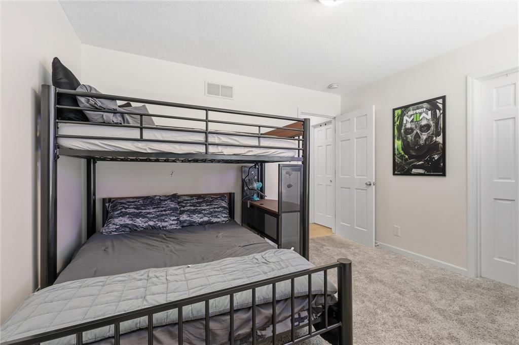 15603 Cedar Street — photo 15