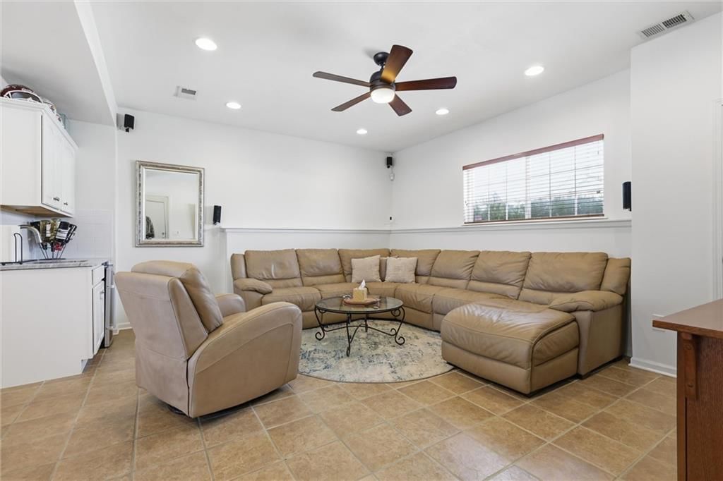 15603 Cedar Street — photo 18