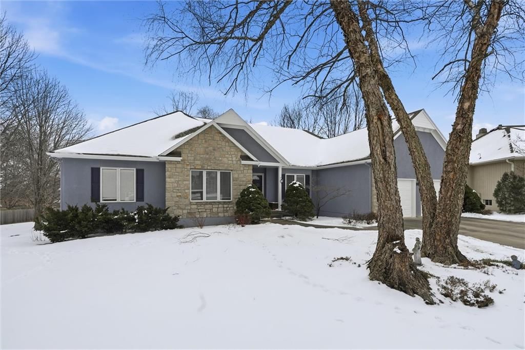 1704 Summit Hill Circle — photo 4