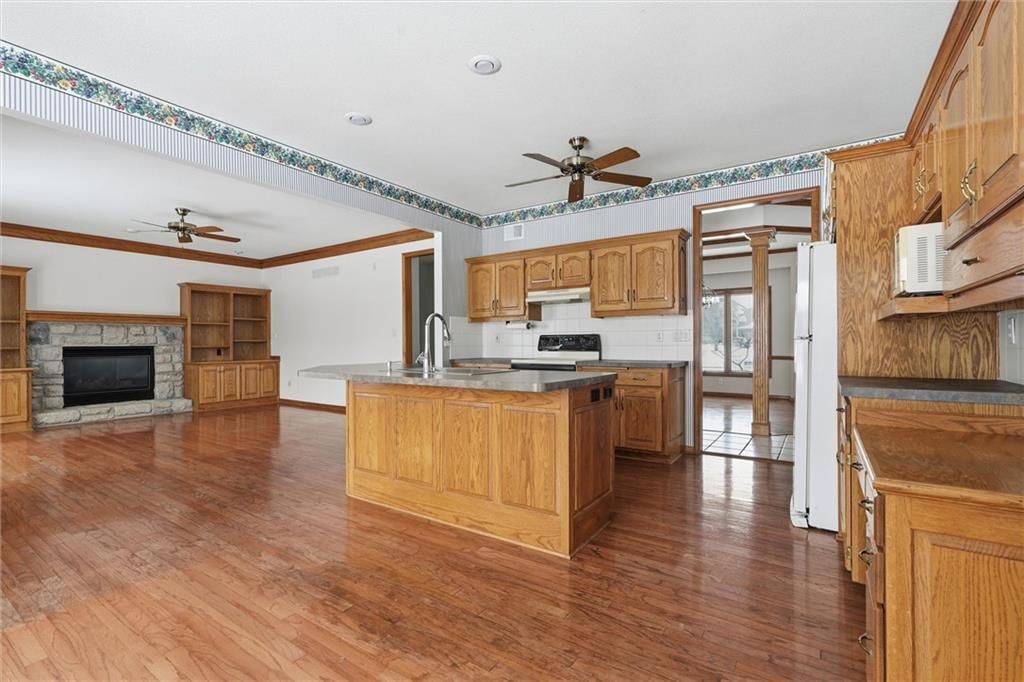 1704 Summit Hill Circle — photo 12