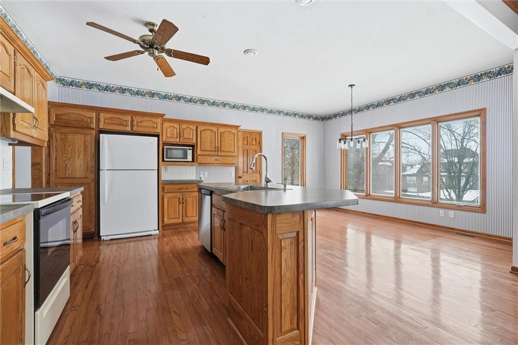 1704 Summit Hill Circle — photo 13