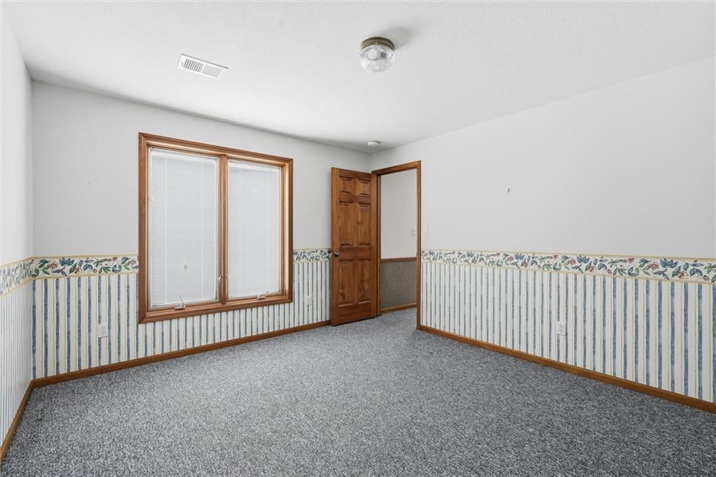 1704 Summit Hill Circle — photo 25