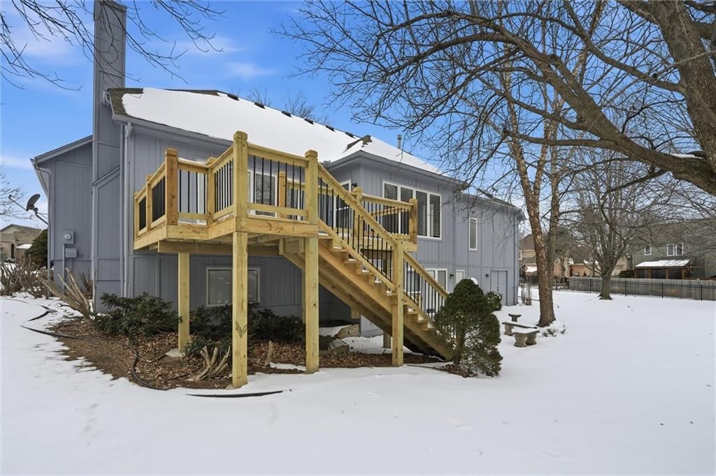 1704 Summit Hill Circle — photo 37
