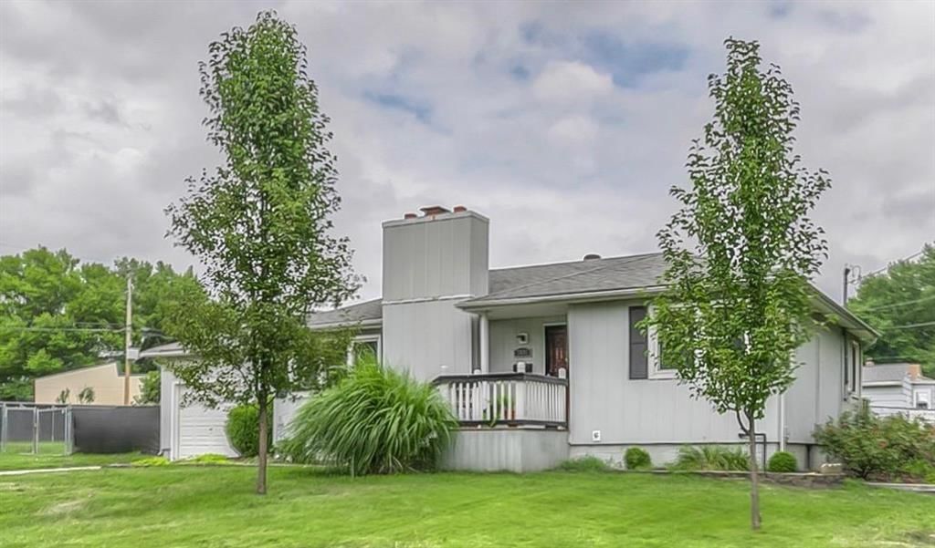 7401 Hardy Street, Overland Park, KS