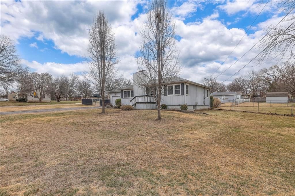 7401 Hardy Street — photo 4