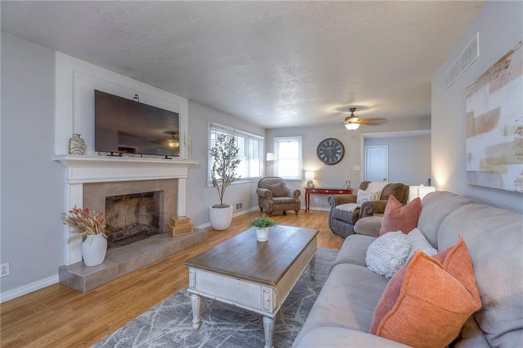 7401 Hardy Street — photo 12