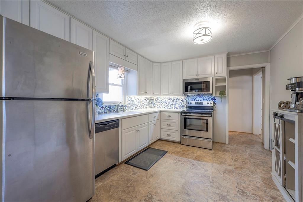 7401 Hardy Street — photo 15