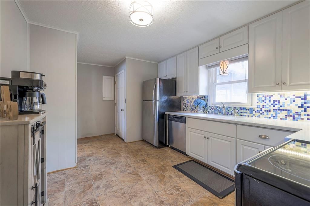 7401 Hardy Street — photo 16