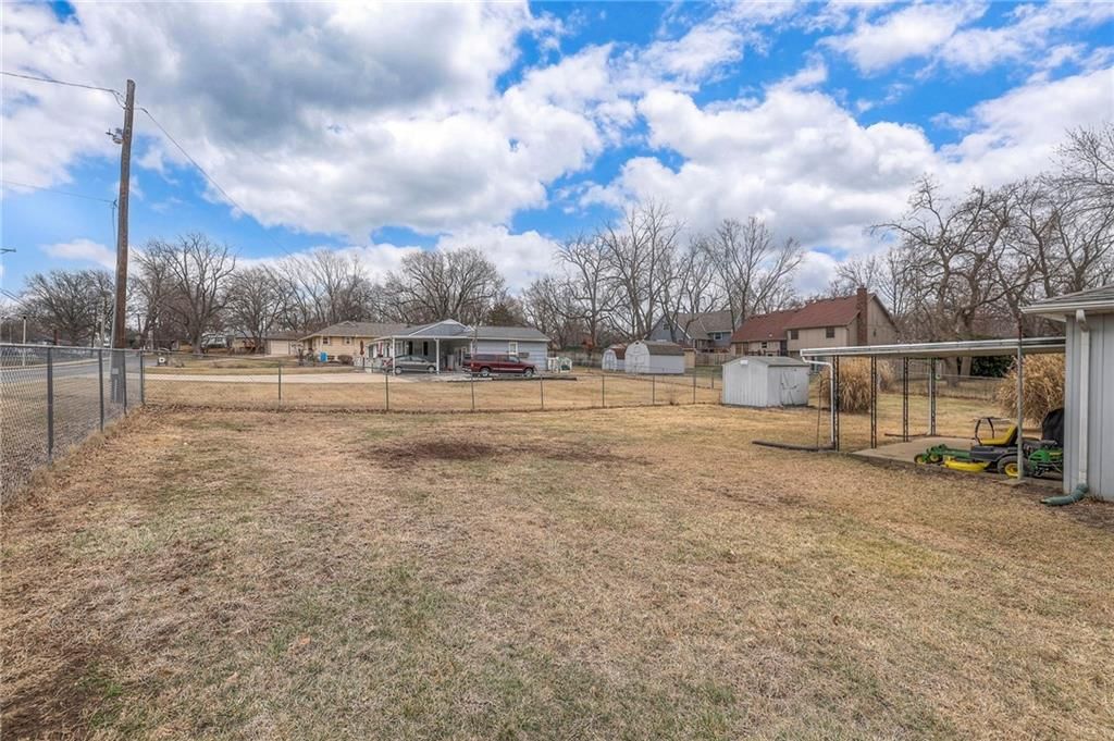 7401 Hardy Street — photo 33