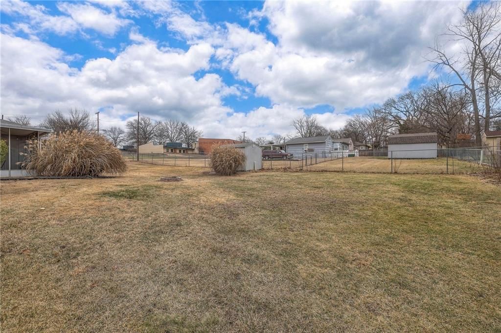 7401 Hardy Street — photo 38