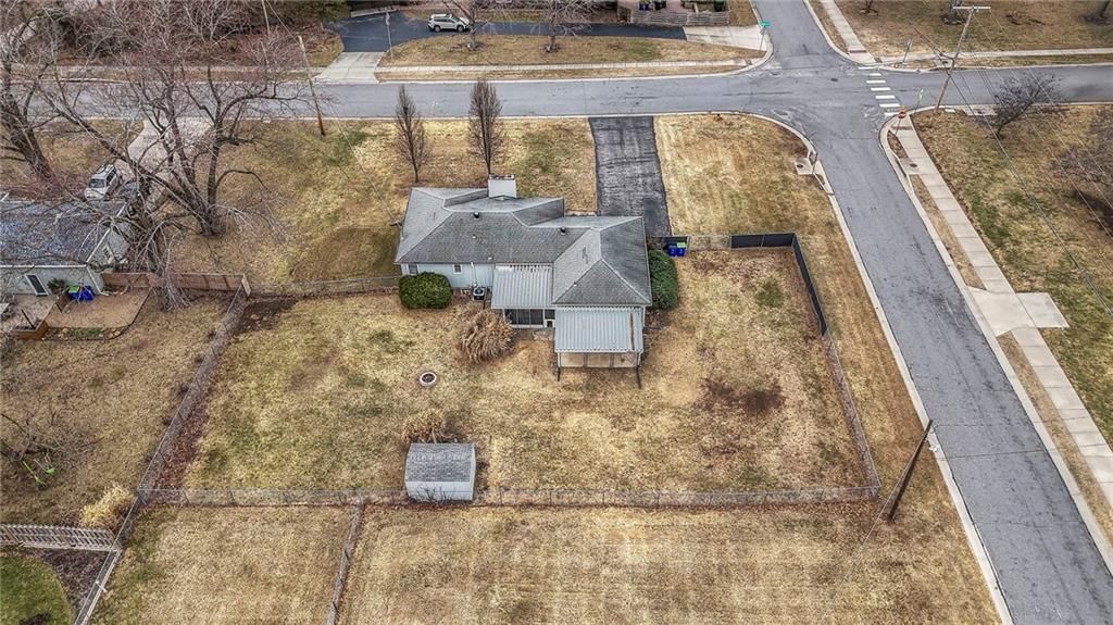 7401 Hardy Street — photo 41