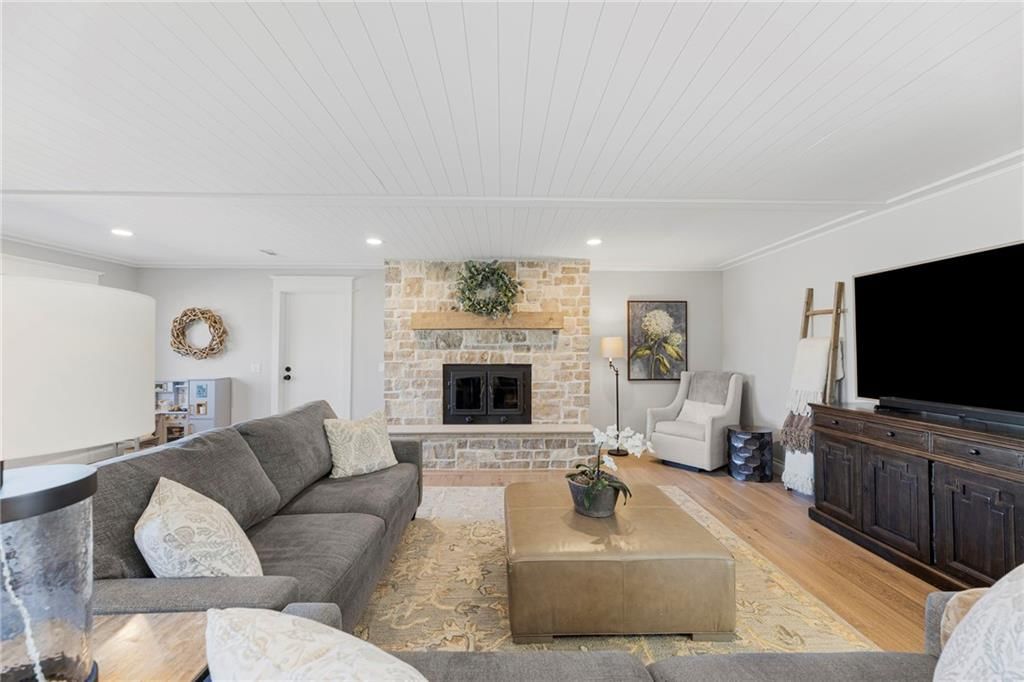 1505 Redbud Lane — photo 15