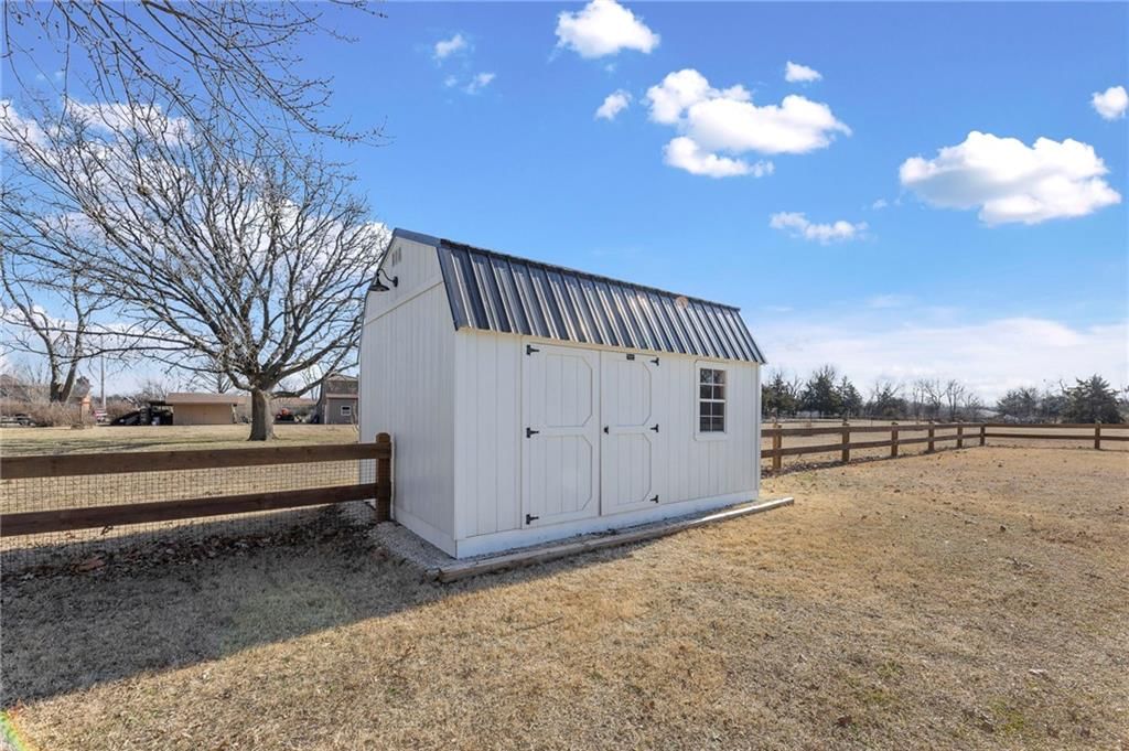 1505 Redbud Lane — photo 43