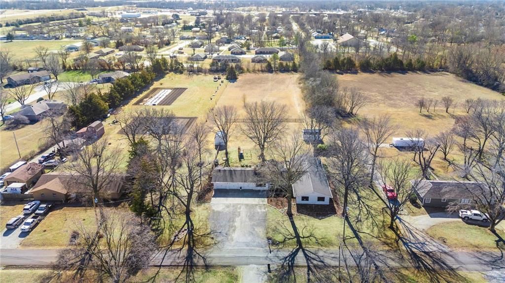 1505 Redbud Lane — photo 57