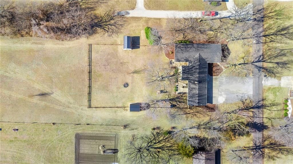 1505 Redbud Lane — photo 61