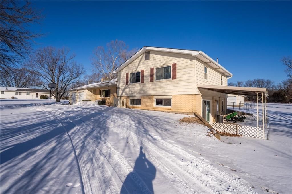 1310 N 968 Road — photo 42