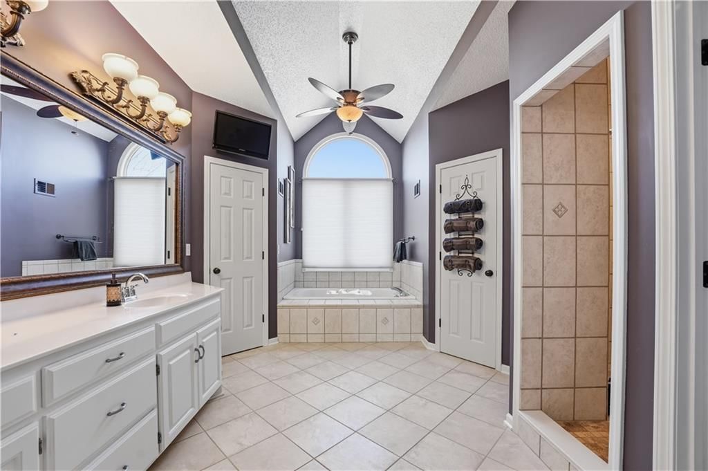 12601 Westgate Street — photo 28
