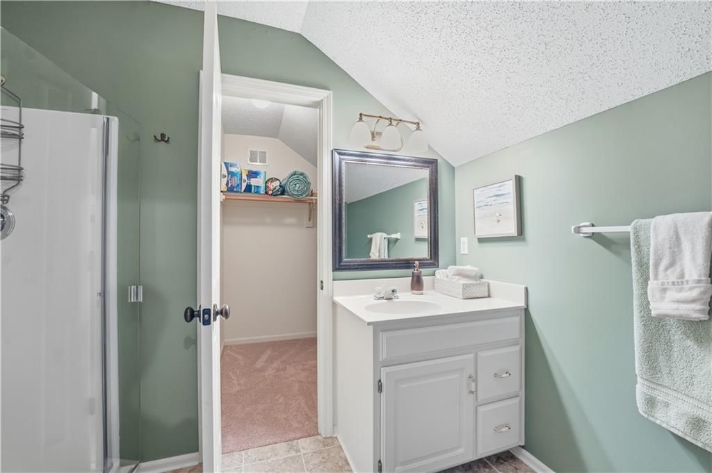 12601 Westgate Street — photo 40
