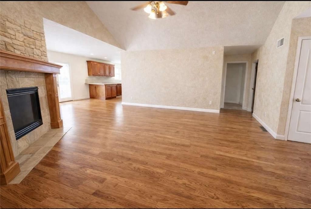 12124 E 54th Street — photo 3