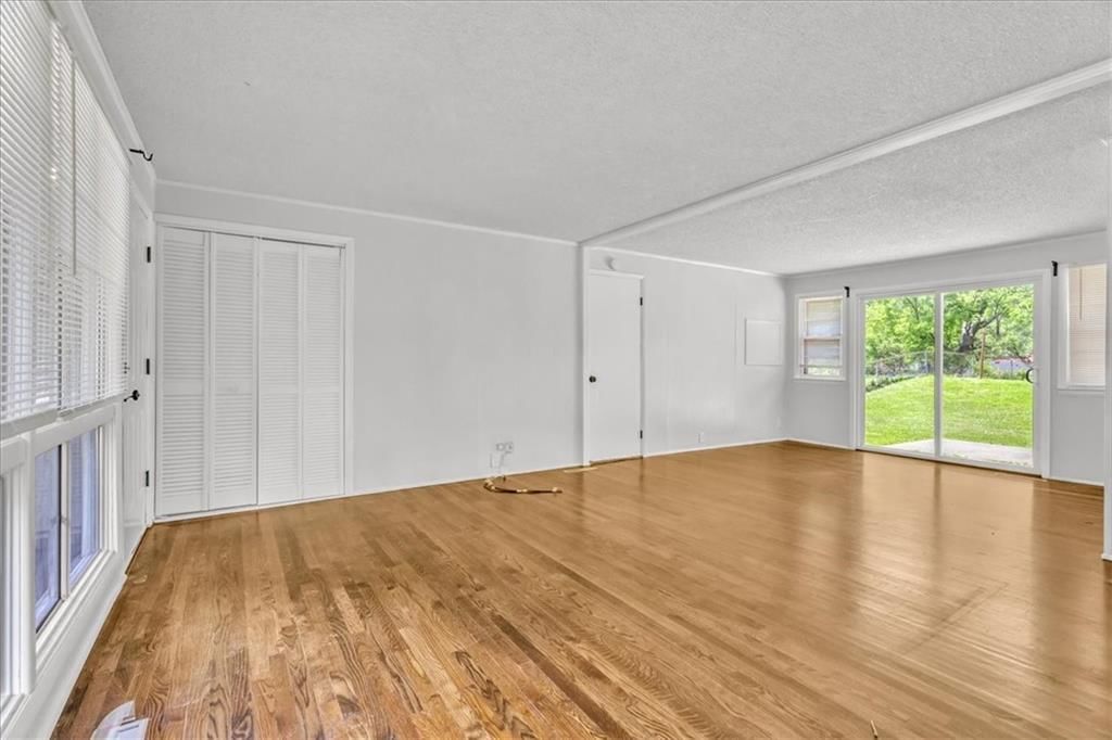 6000 N TRACY Avenue — photo 6