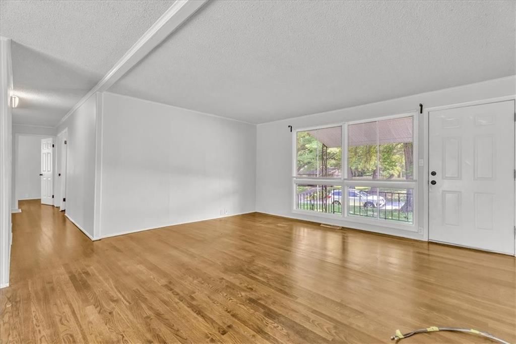 6000 N TRACY Avenue — photo 8