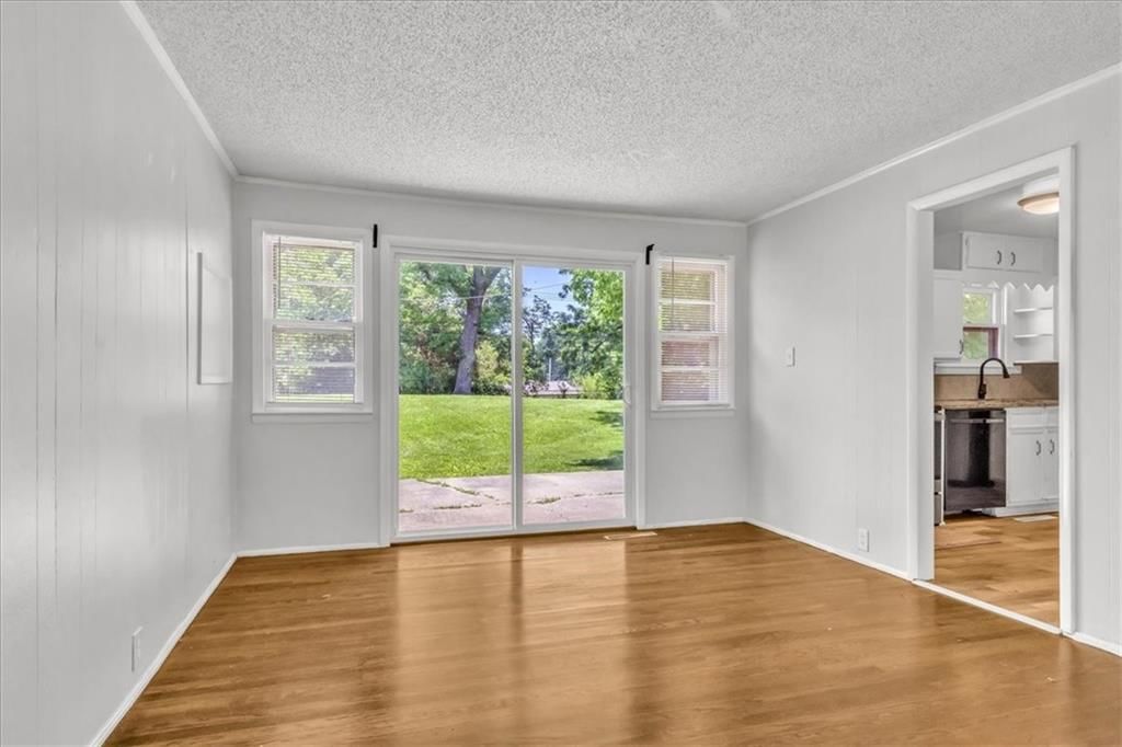 6000 N TRACY Avenue — photo 9