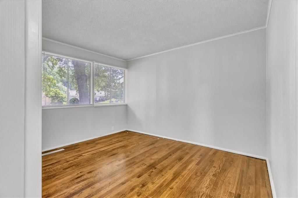6000 N TRACY Avenue — photo 13