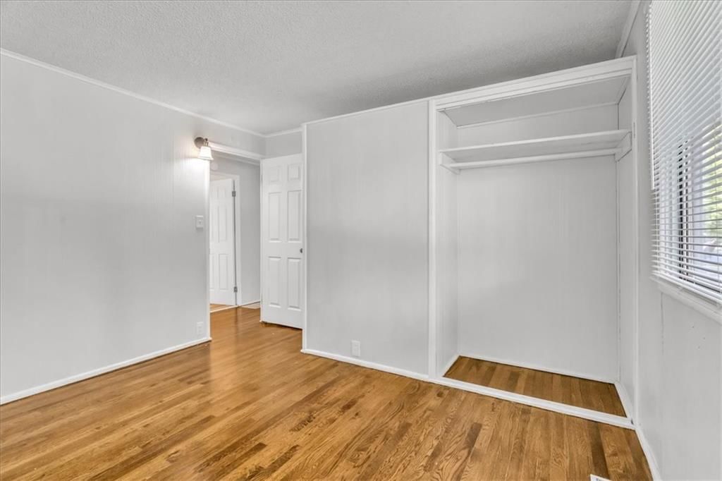 6000 N TRACY Avenue — photo 14