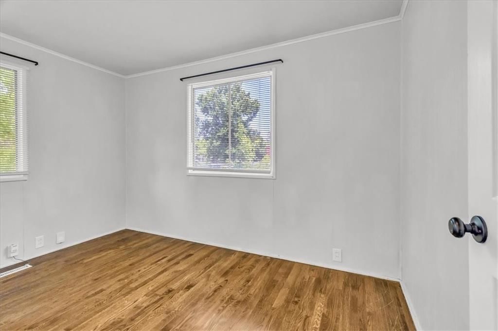 6000 N TRACY Avenue — photo 17