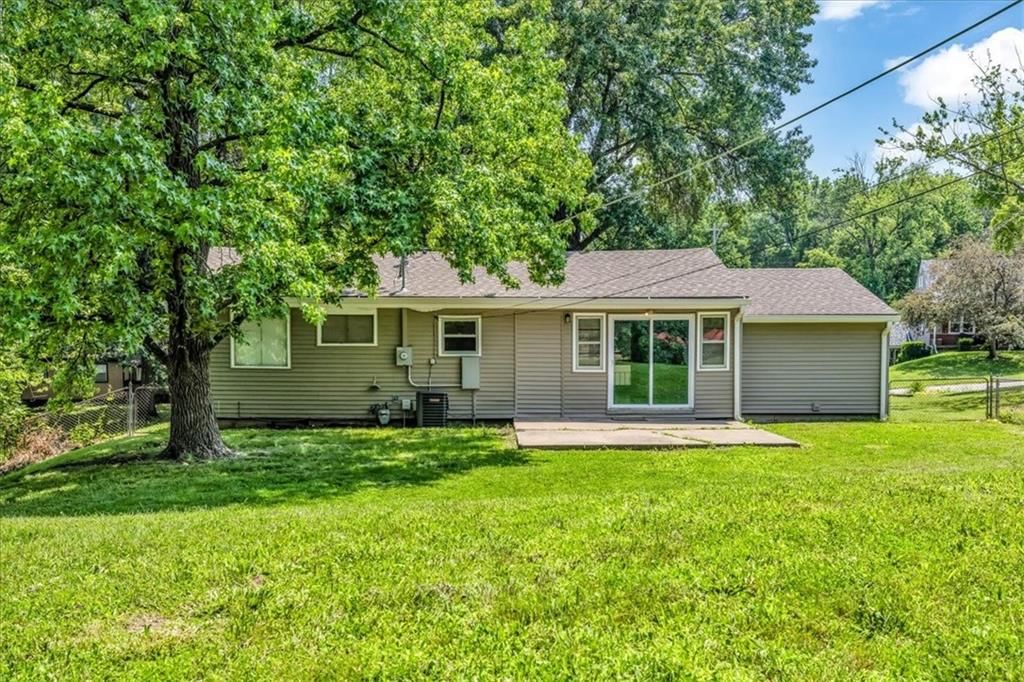 6000 N TRACY Avenue — photo 25