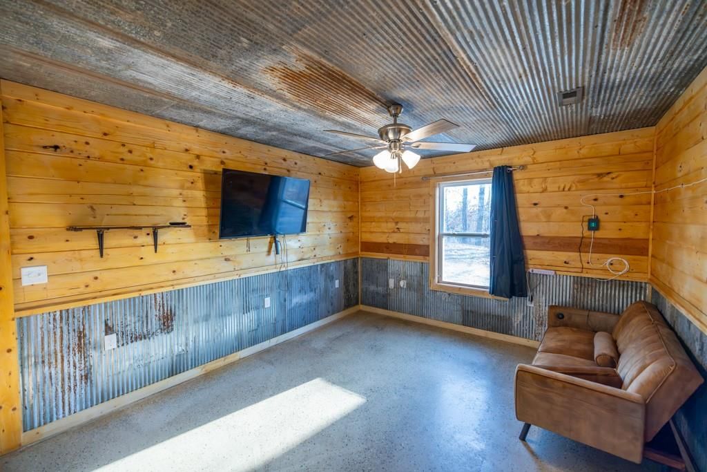 9539 NE 866 Road — photo 37