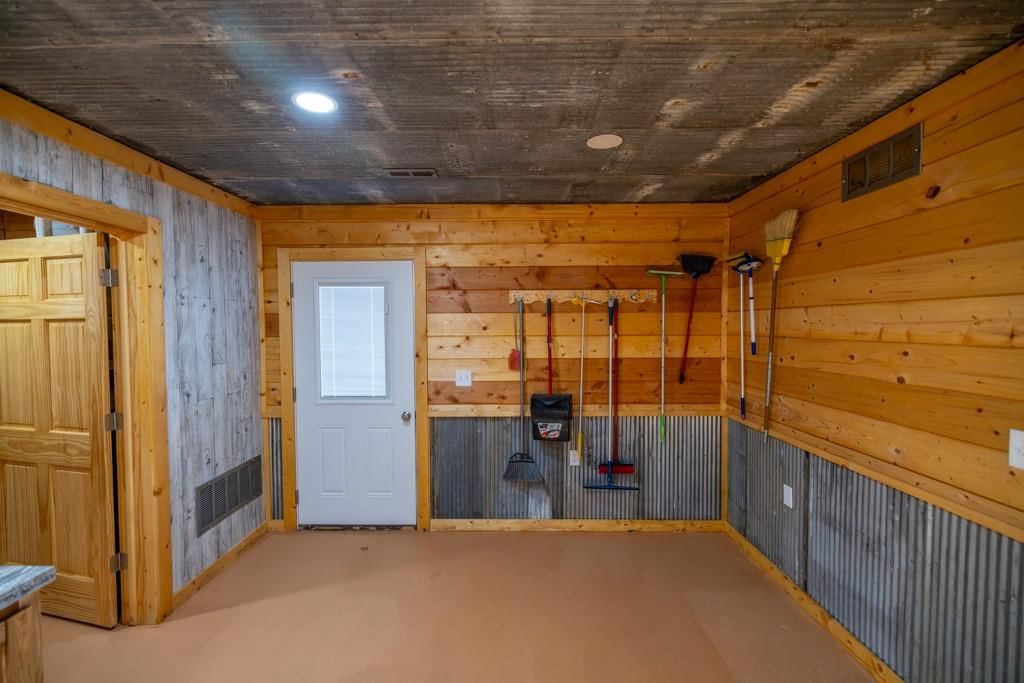 9539 NE 866 Road — photo 39