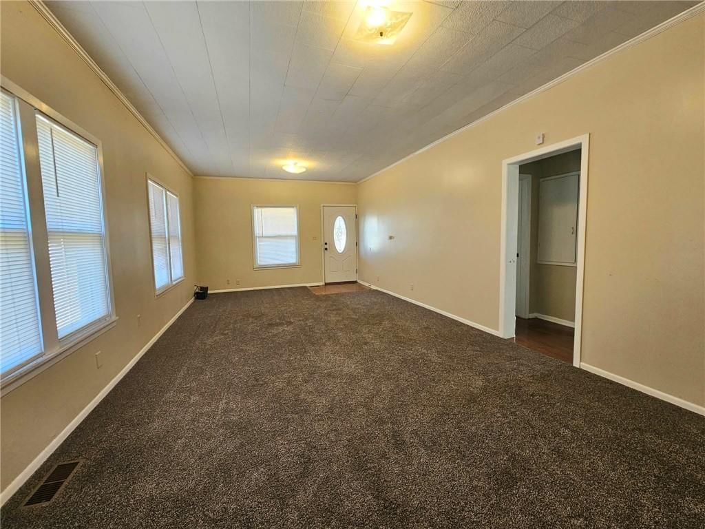 207 E Antelope Street — photo 2