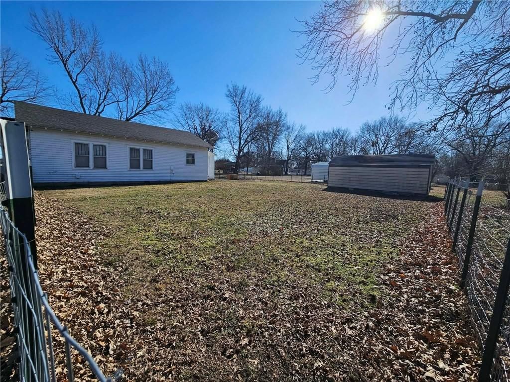 207 E Antelope Street — photo 14