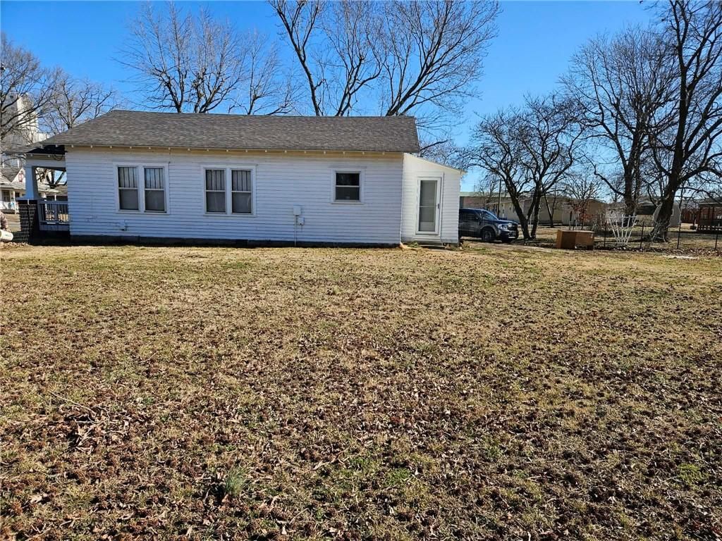 207 E Antelope Street — photo 15
