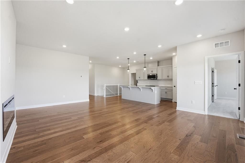 1222 SE Windbreak Drive — photo 8