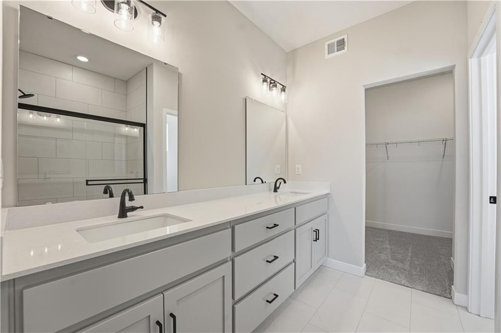 1222 SE Windbreak Drive — photo 18